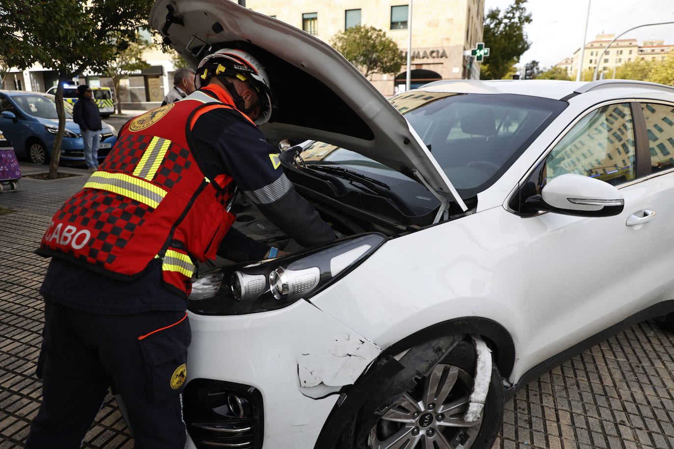 Así fue el aparatoso accidente que colapsó el barrio de Capuchinos