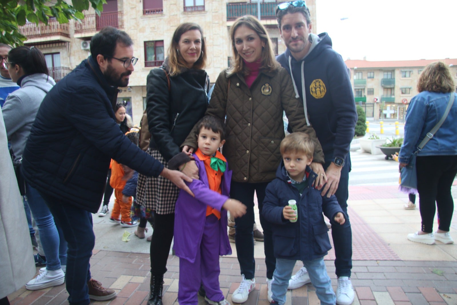 Los niños de Santa Marta, Villares, Aldeatejada y Villamayor, los primeros en celebrar la fiesta de Halloween