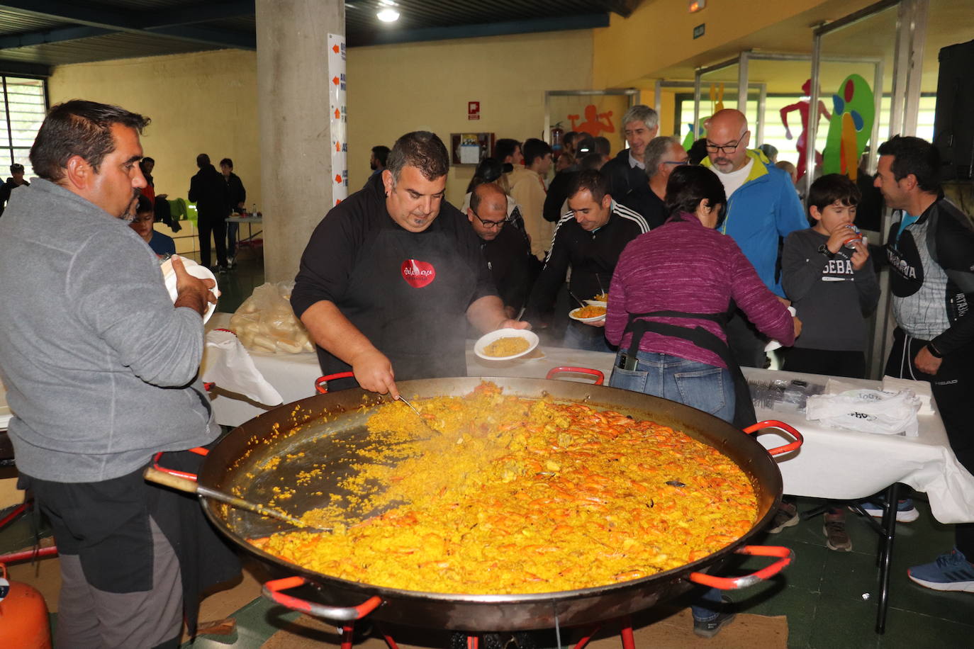 Guijuelo disfruta con la VIII Jamountain bike solidaria