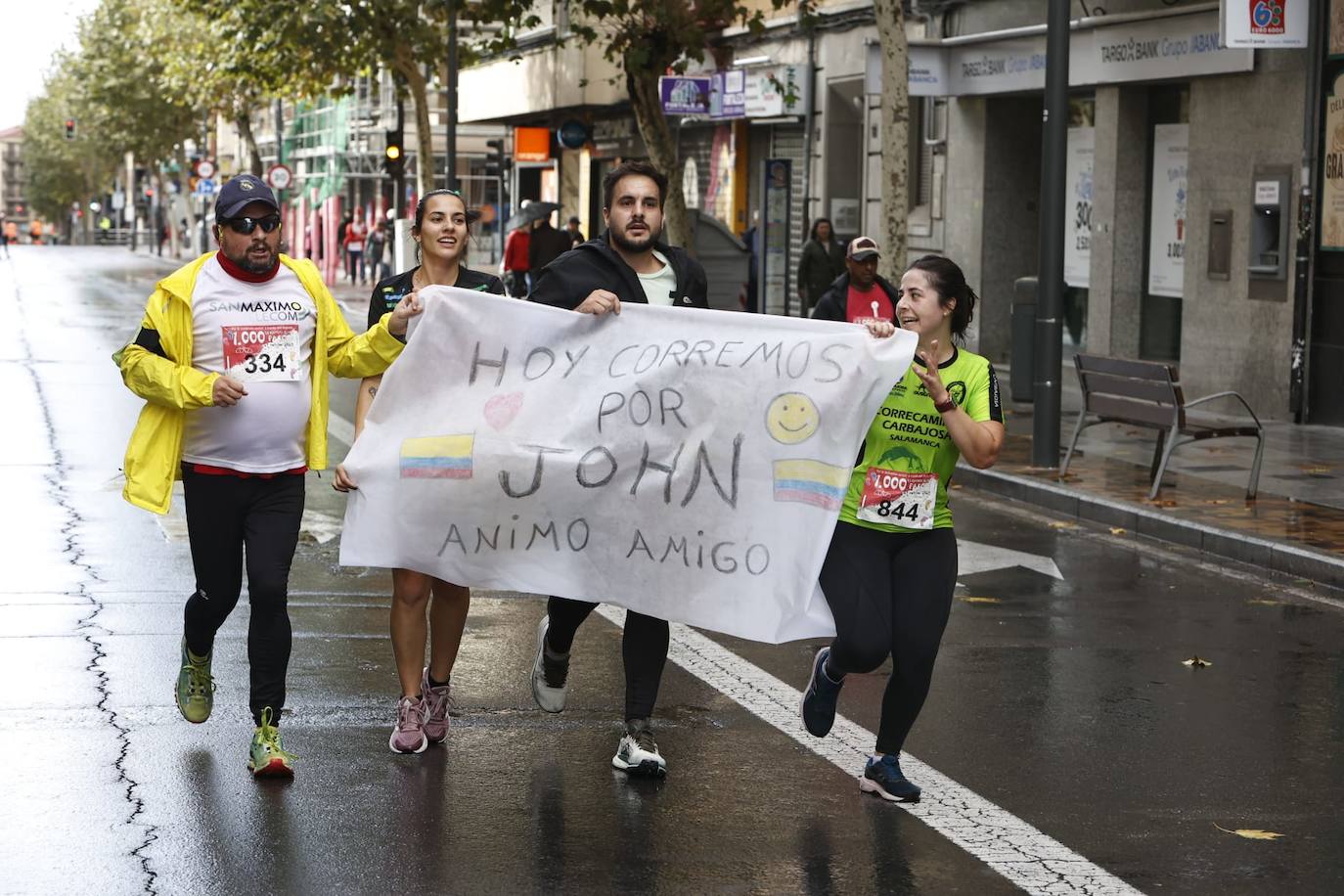 Salamanca llena sus calles con un nuevo éxito de la Carrera de los Mil Pasos