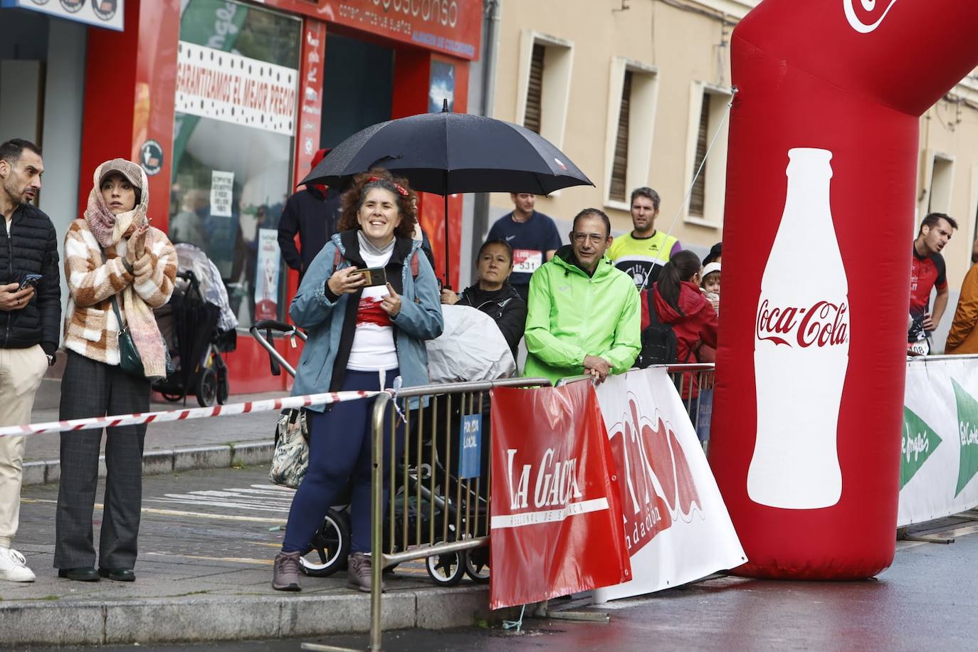 Salamanca llena sus calles con un nuevo éxito de la Carrera de los Mil Pasos