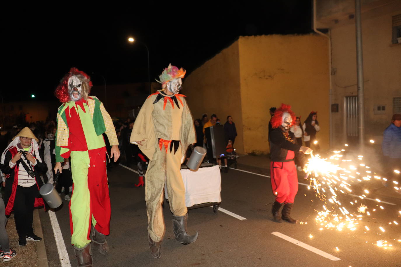 Pasacalles de terror en la noche de Guijuelo