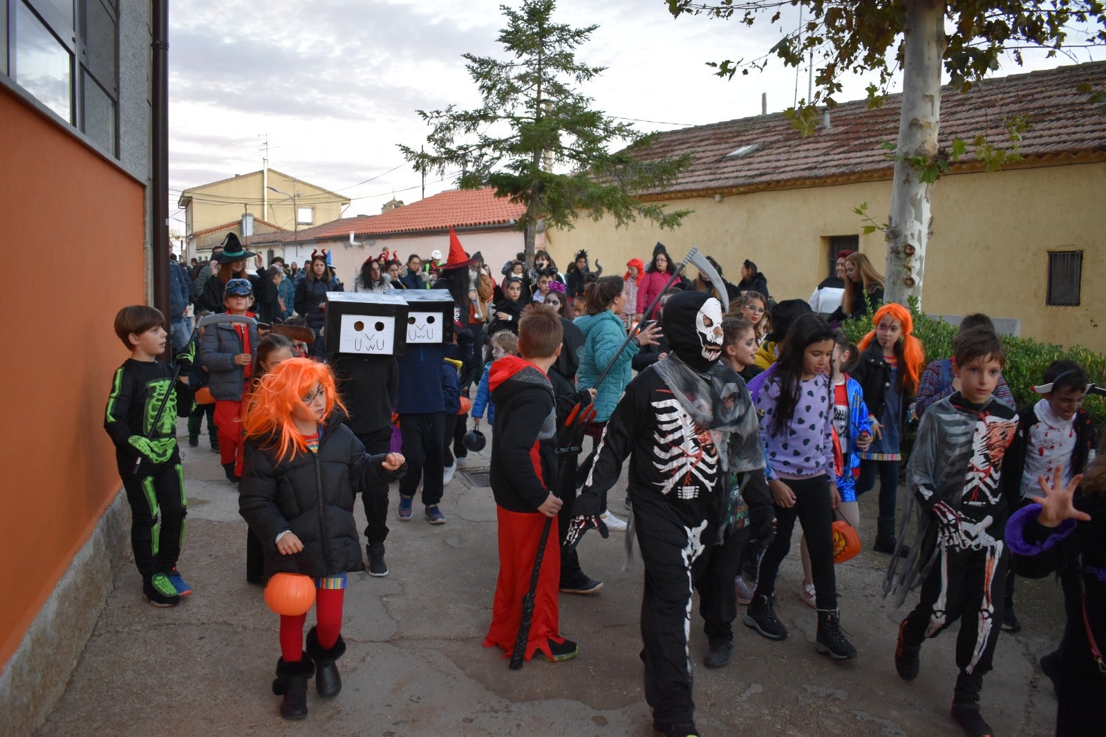 Halloween lleno de público en Aldeatejada, Carbajosa, Castellanos de Moriscos, Doñinos, Santa Marta y Villares de la Reina