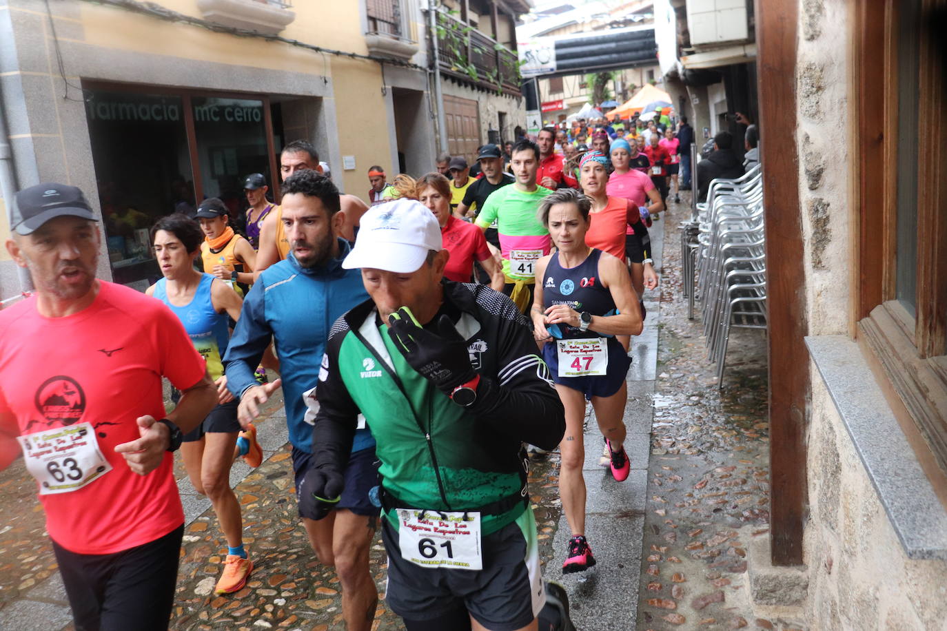 La lluvia no puede con la carrera de los lagares rupestres de San Esteban de la Sierra