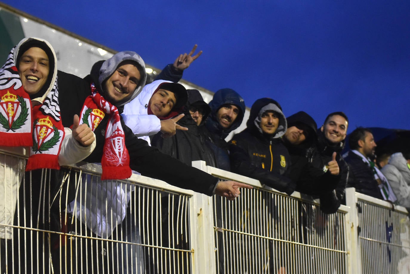 La primera visita del Sporting de Gijón a Guijuelo, en imágenes
