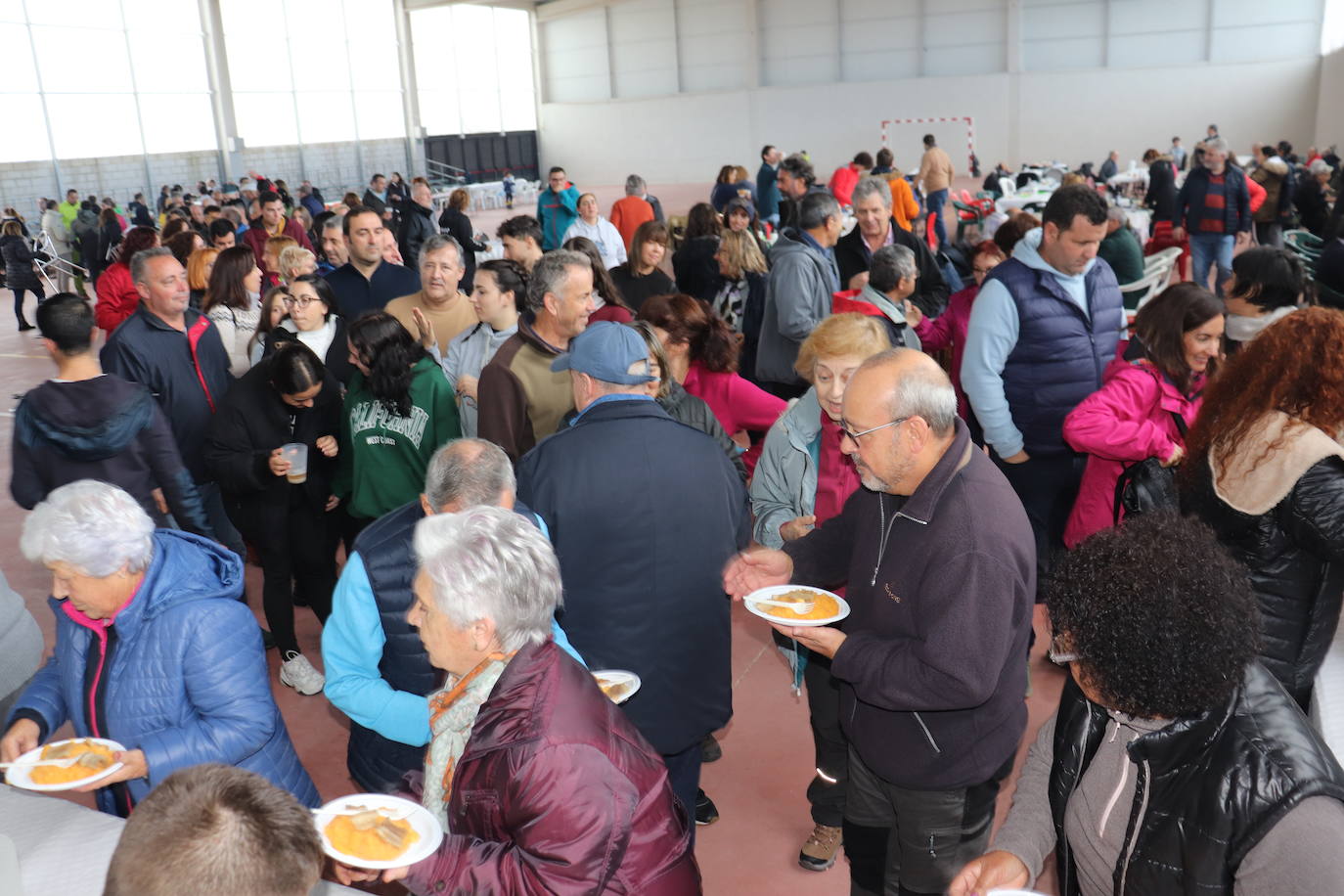 El pabellón salva la celebración de la fiesta del otoño en Los Santos