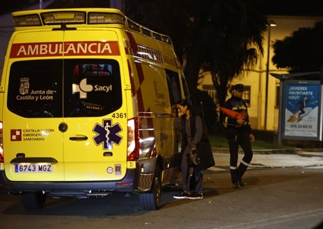 Imagen secundaria 1 - Imágenes del atropello en la avenida Hilario Goyenechea, en el barrio de San José.