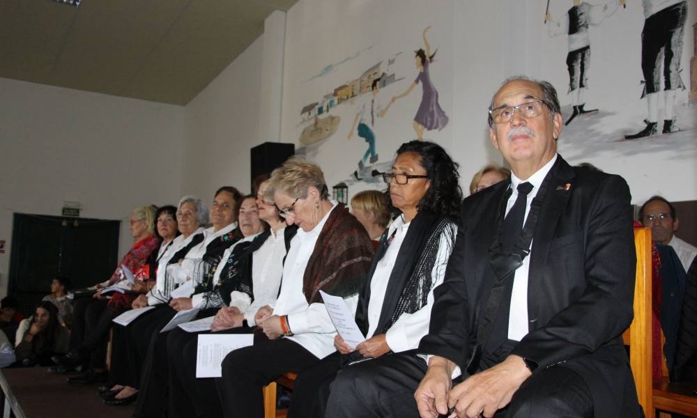 Villoruela recrea la inauguración de su escuela