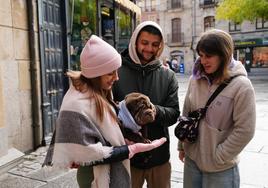 La ropa de abrigo fue fundamental, incluso entre las mascotas.