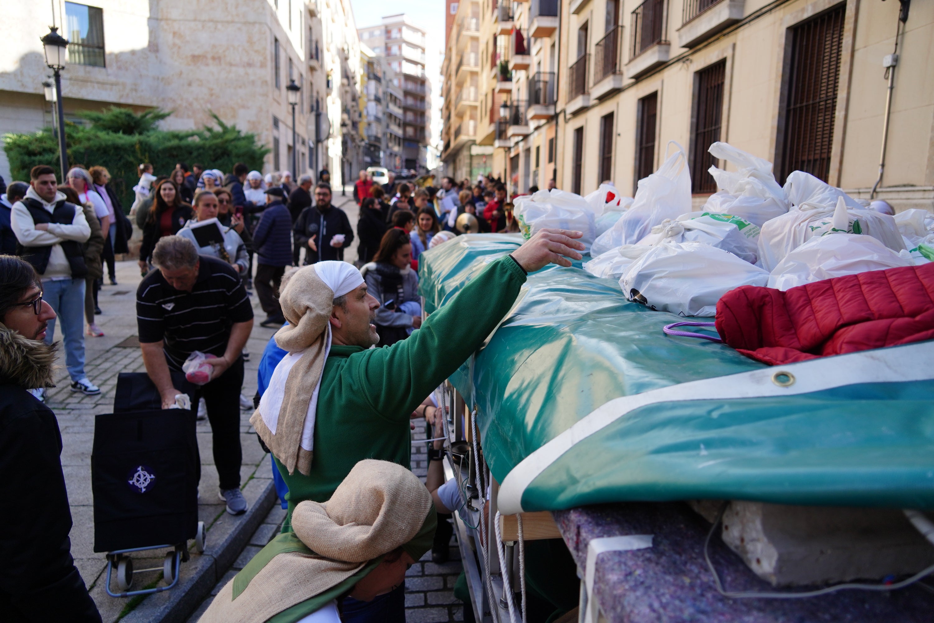 La Dominicana pasea esperanza por las calles