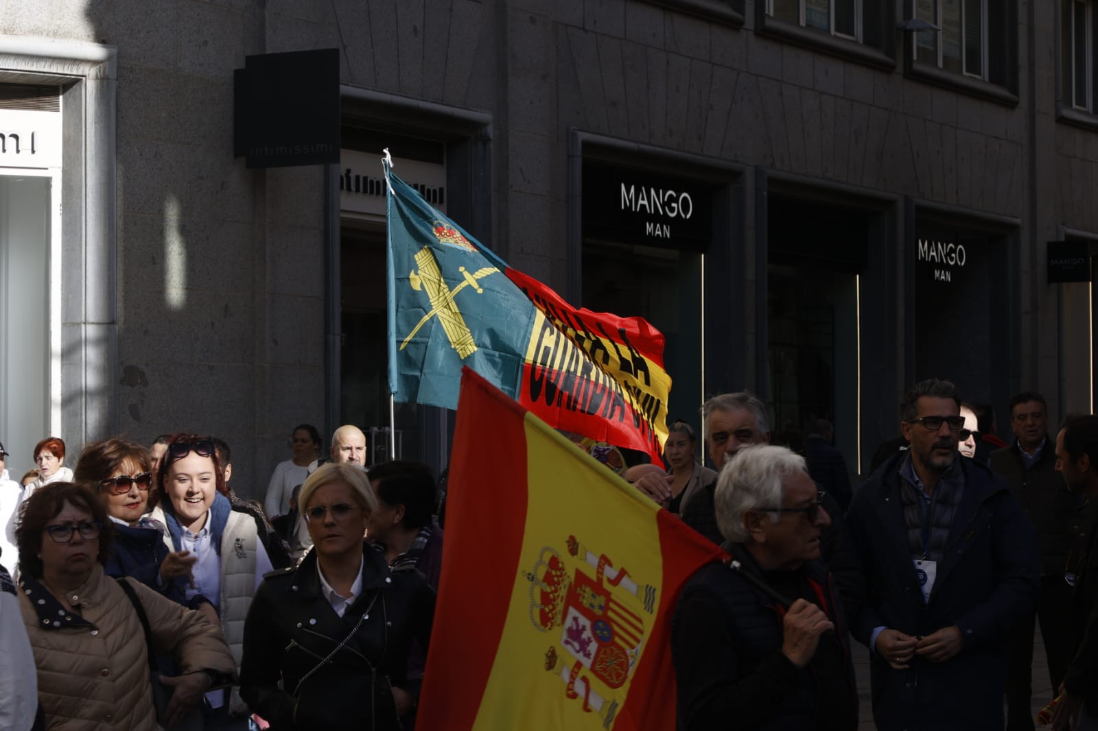 La manifestación contra la amnistía en Salamanca, en imágenes