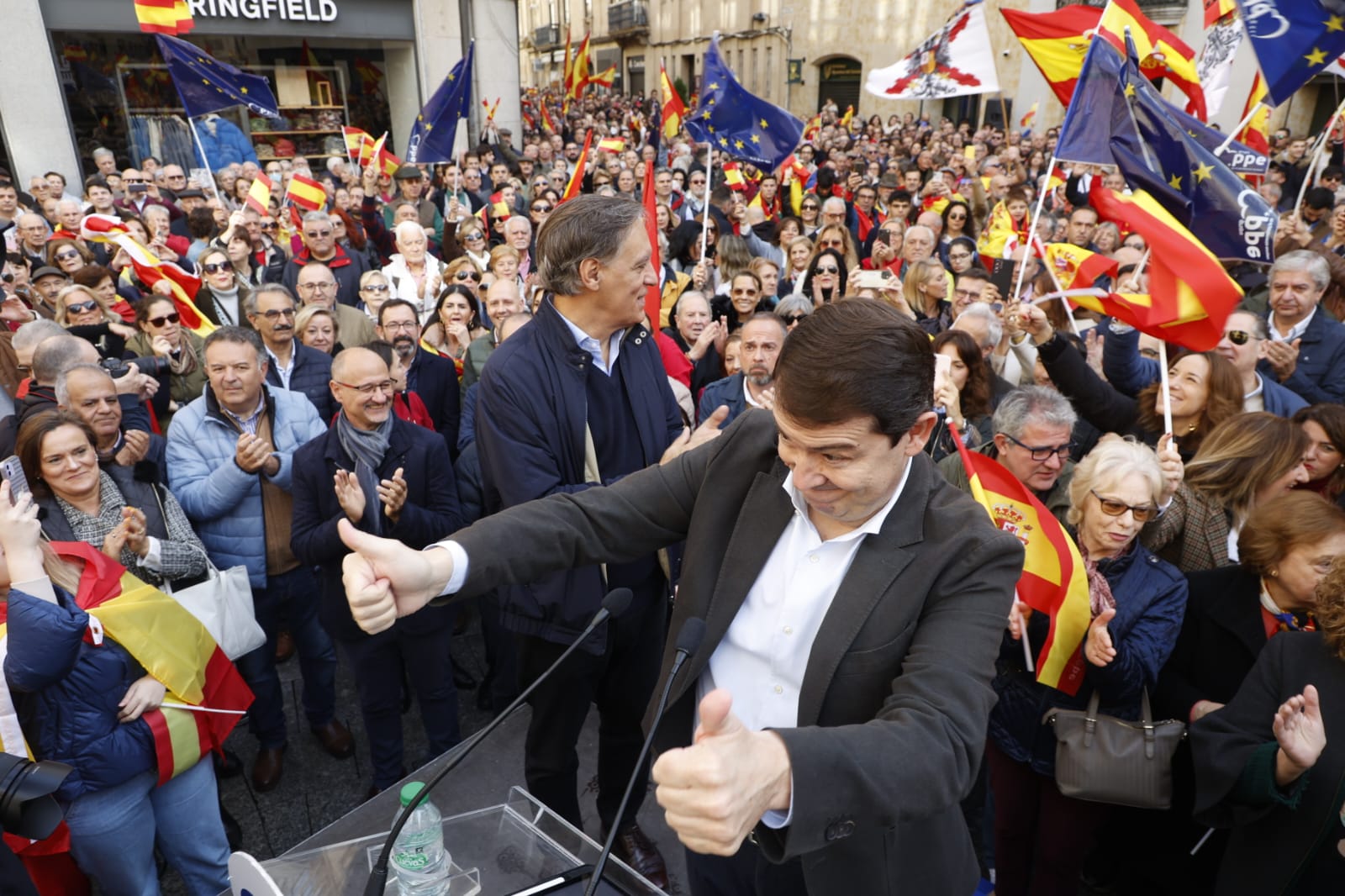 La manifestación contra la amnistía en Salamanca, en imágenes