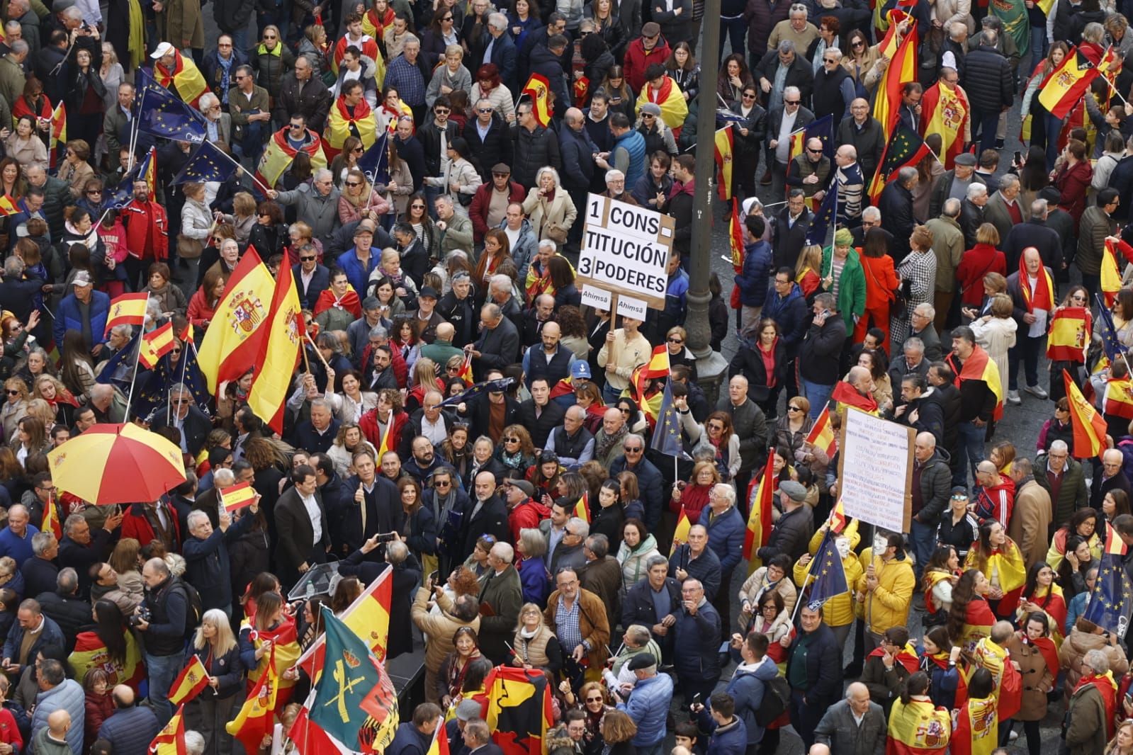 La manifestación contra la amnistía en Salamanca, en imágenes