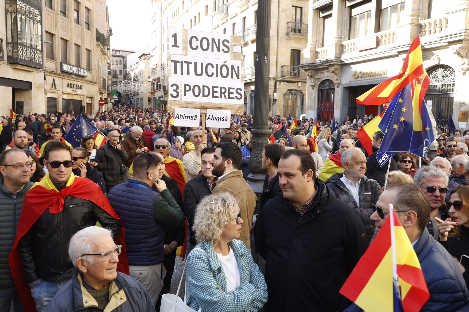 La manifestación contra la amnistía en Salamanca, en imágenes