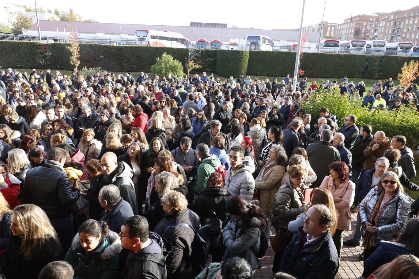 Nervios entre los 10.000 opositores a celador en Salamanca