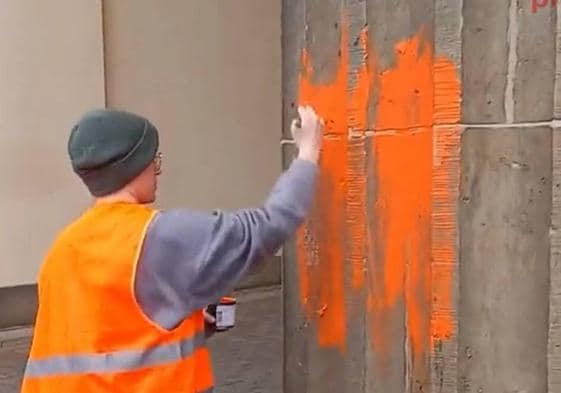 Nueva vandalización de activistas climáticos en la Puerta de Brandenburgo