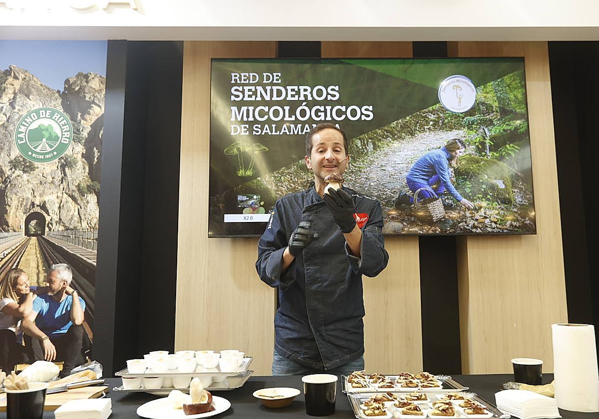 David Monaguillo, durante el taller en INTUR.