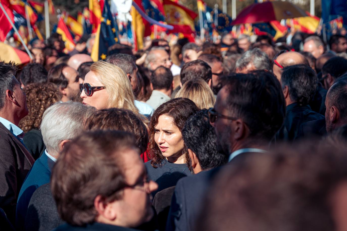 Un millón de personas se manifiestan contra la amnistía en Cibeles según los organizadores