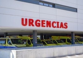 Ambulancias en Urgencias en el Hospital de Salamanca.