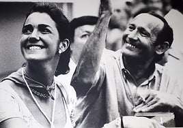 Carlos Charro junto a su hija María Loreto.