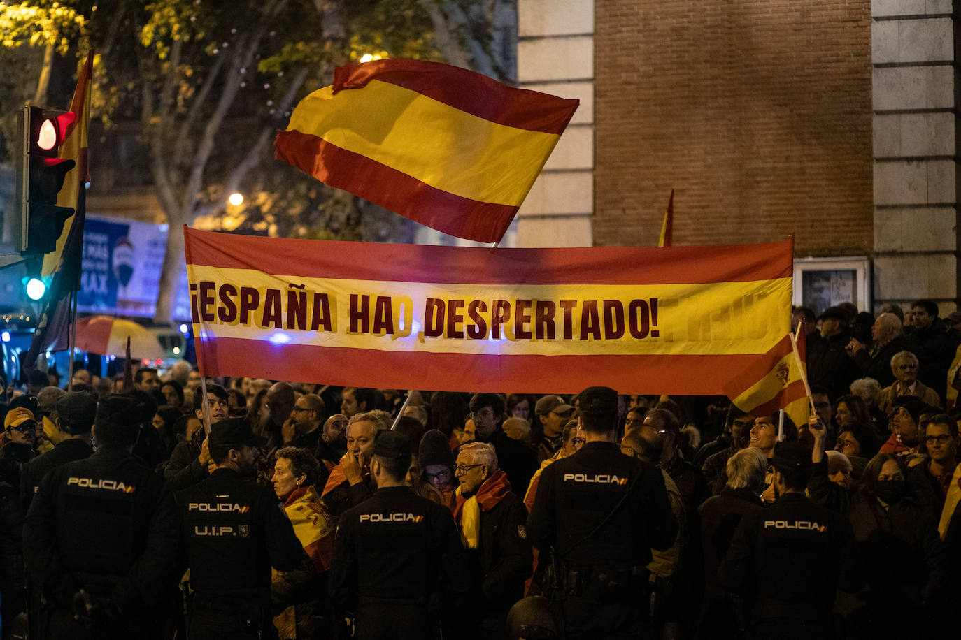 La decimoctava protesta en Ferraz en vídeo