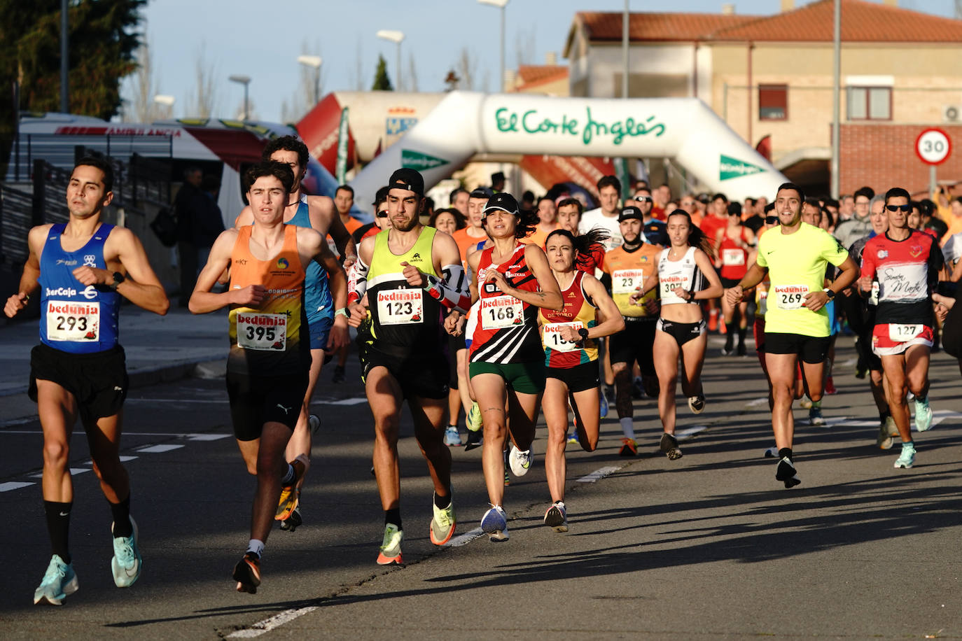 Nuevo exitazo de la San Silvestre Universitaria por las calles de Salamanca