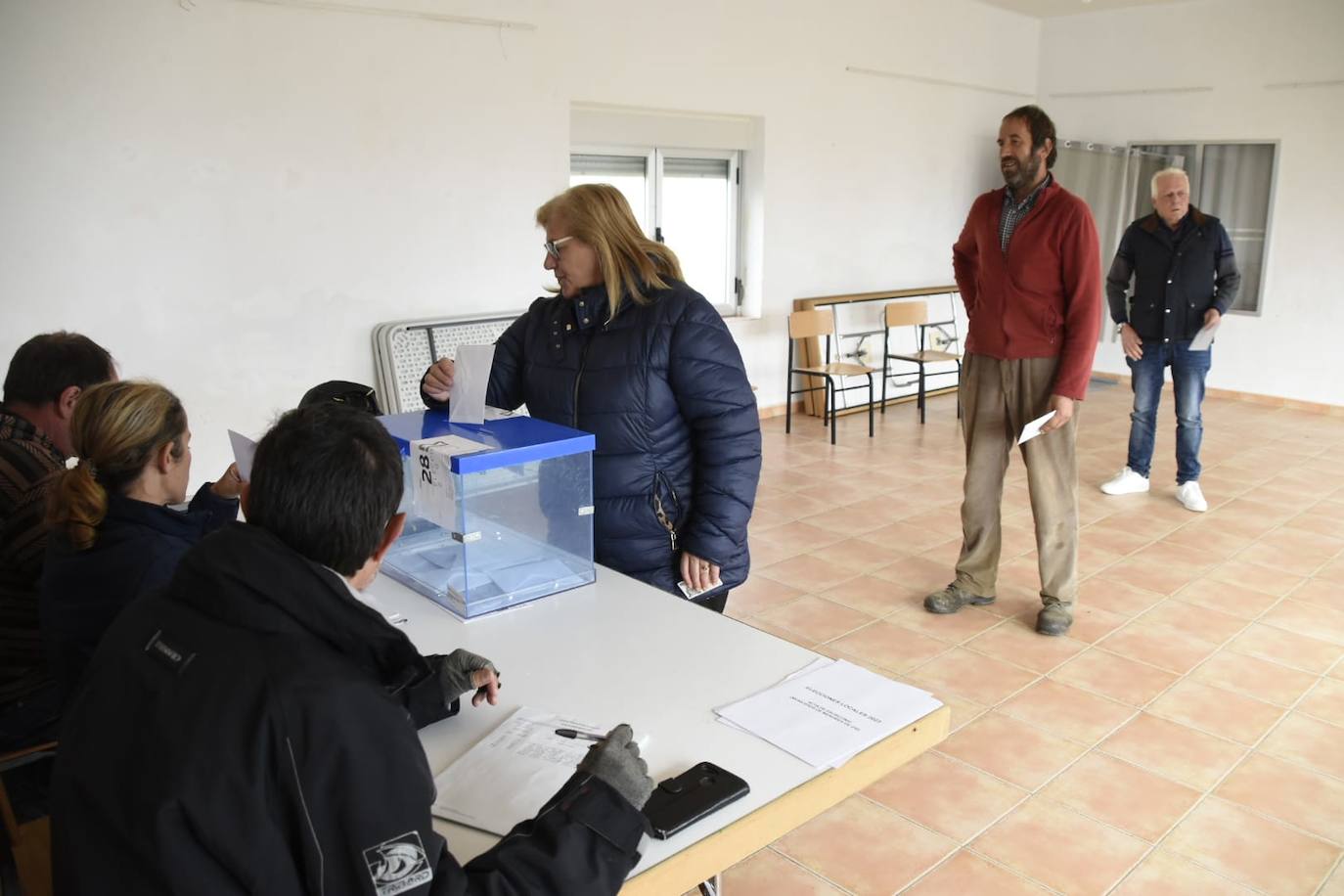 Así se vive en Puerto Seguro la repetición de la jornada electoral