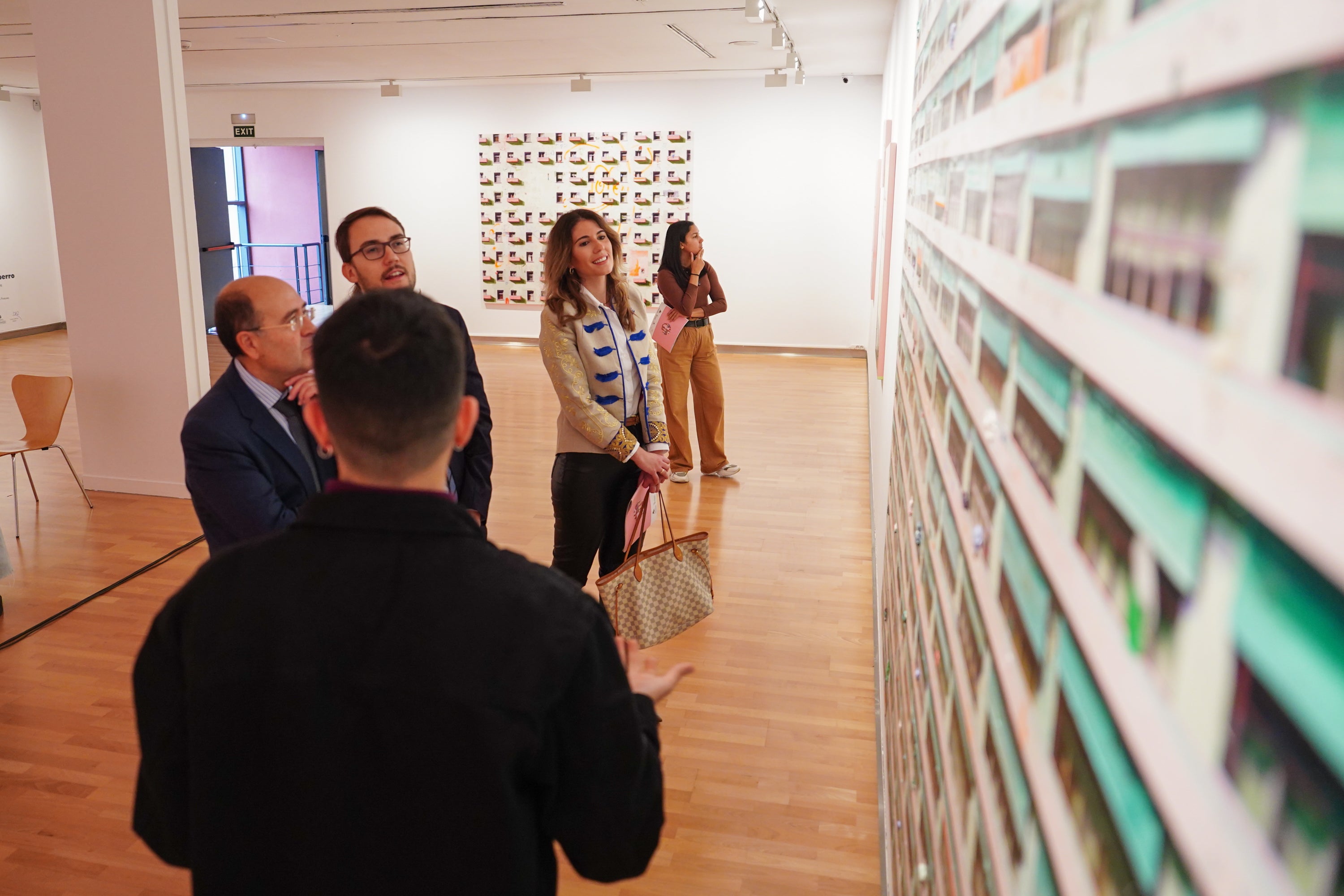 Francisco Mayor lleva al DA2 sus creaciones sobre arquitectura y bodegones