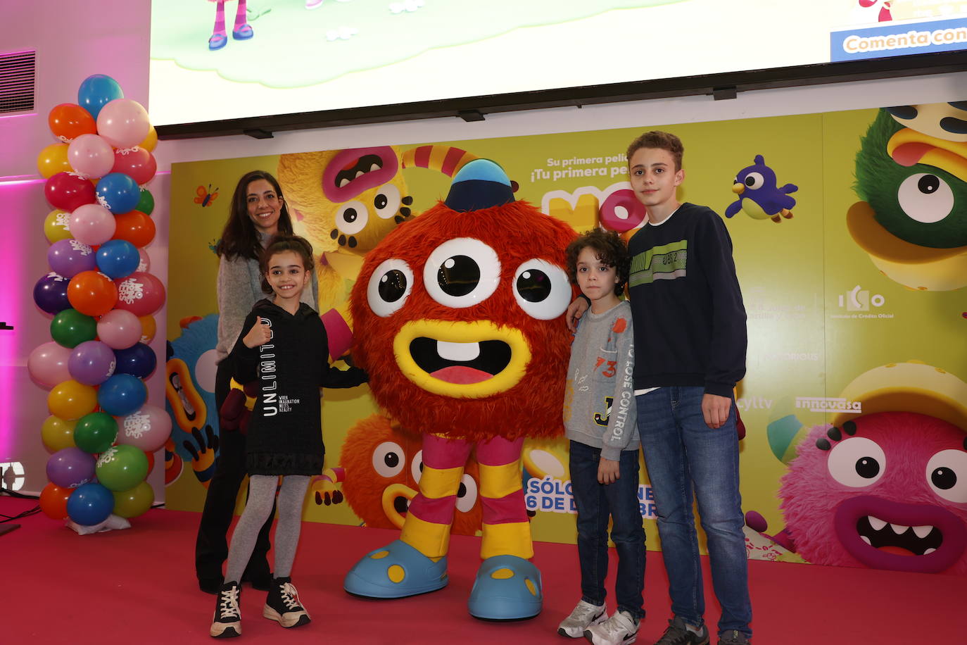 Así disfrutaron los más pequeños de la casa del preestreno de Momonsters en Salamanca