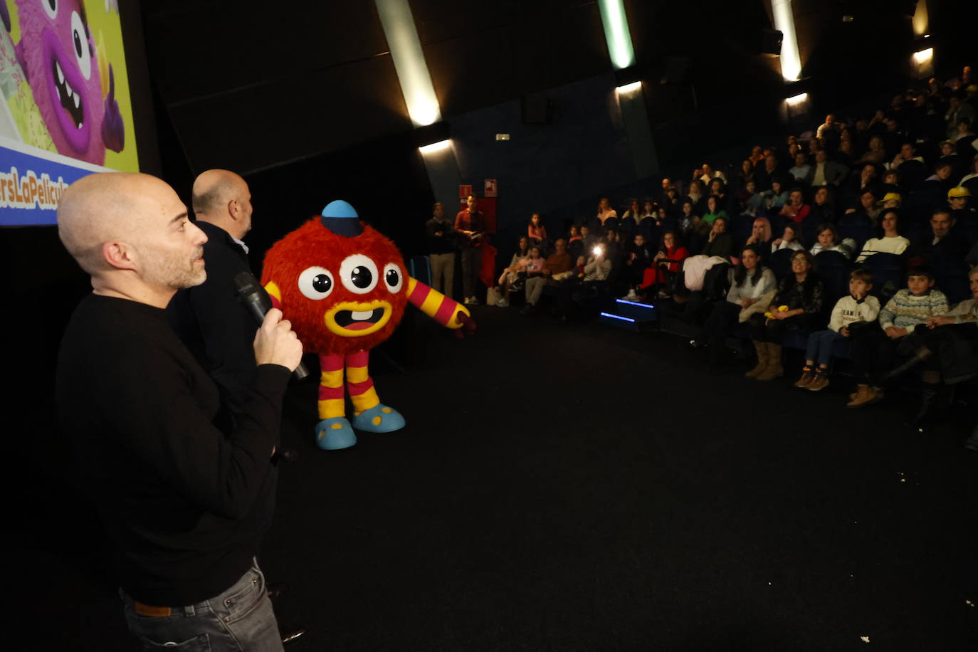 Así disfrutaron los más pequeños de la casa del preestreno de Momonsters en Salamanca