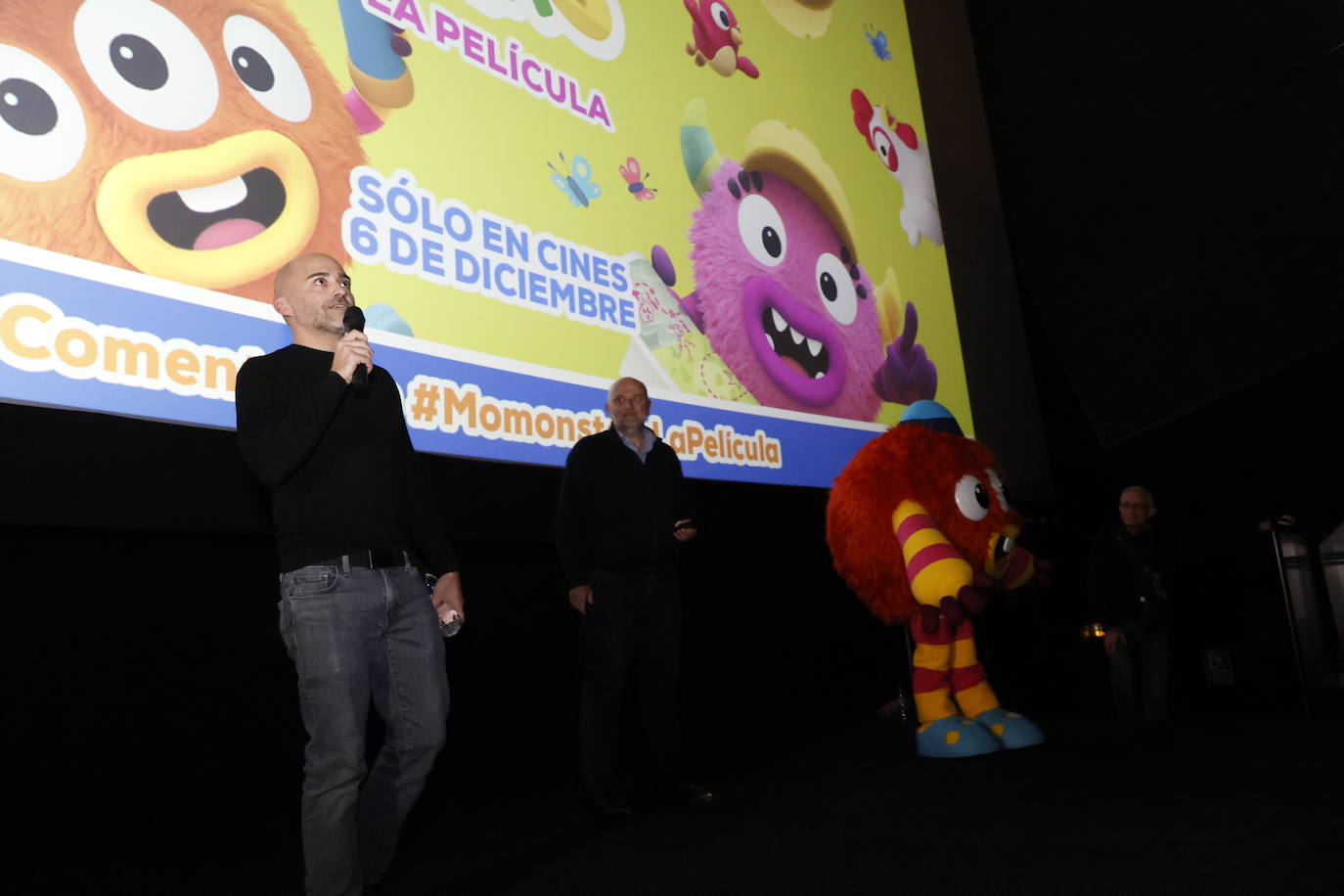 Así disfrutaron los más pequeños de la casa del preestreno de Momonsters en Salamanca