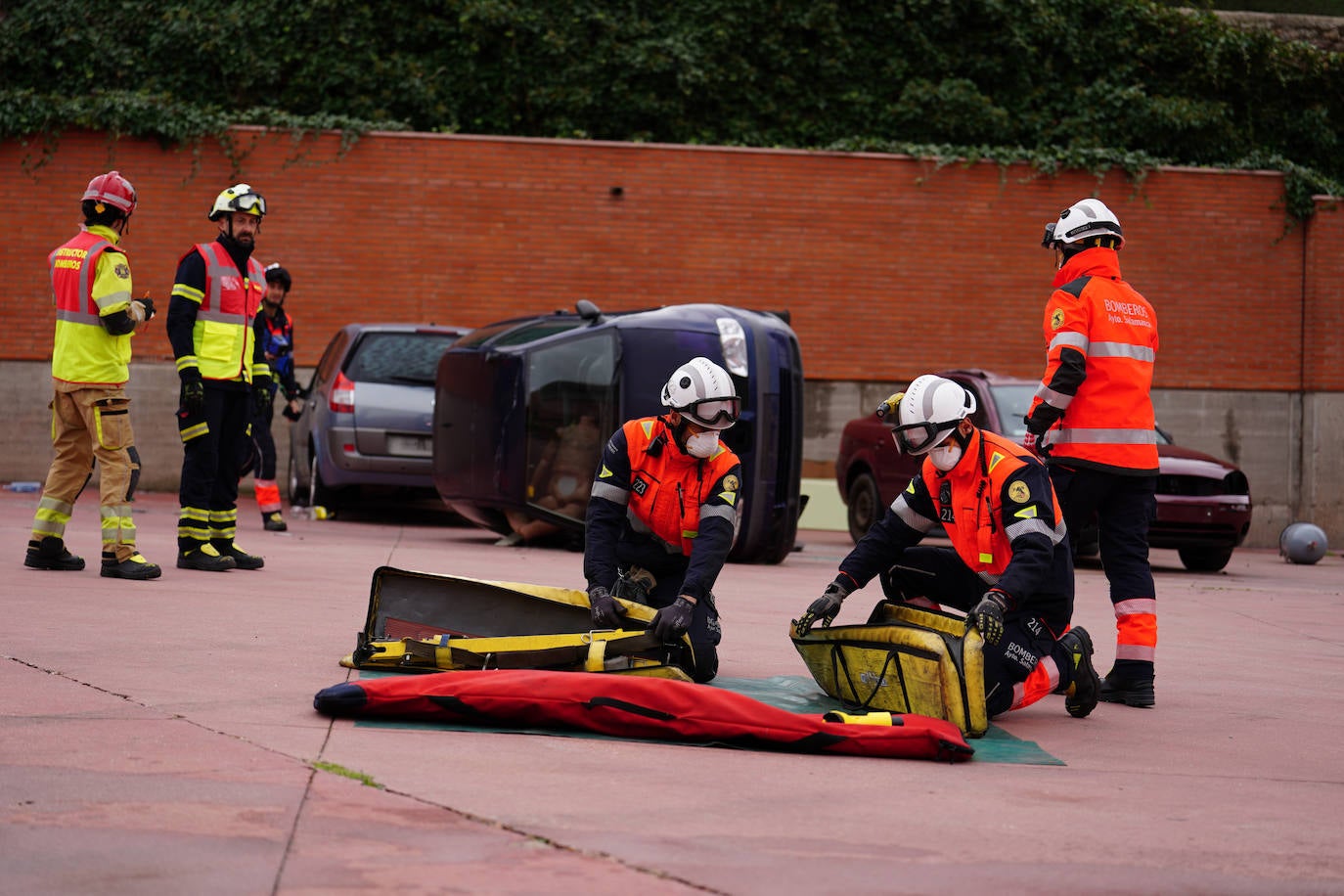 Cómo actuar ante un accidente en el que hay un coche eléctrico involucrado