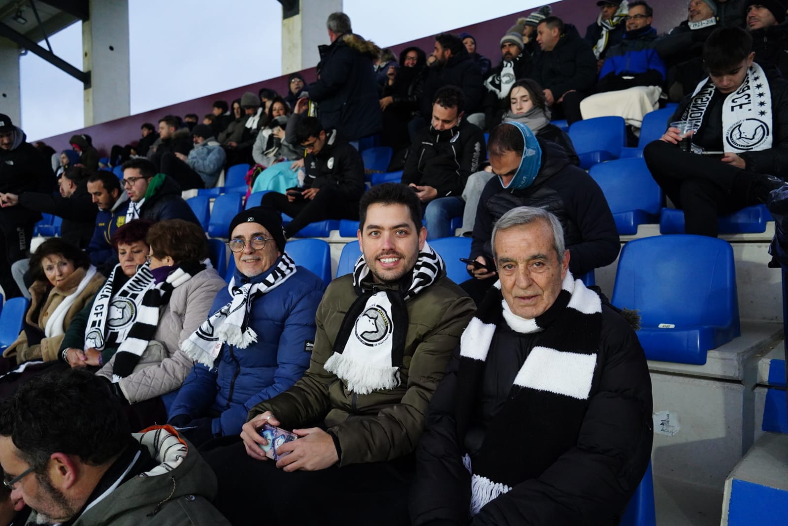 Búscate en la grada del Reina Sofía en el partido contra el Nàstic