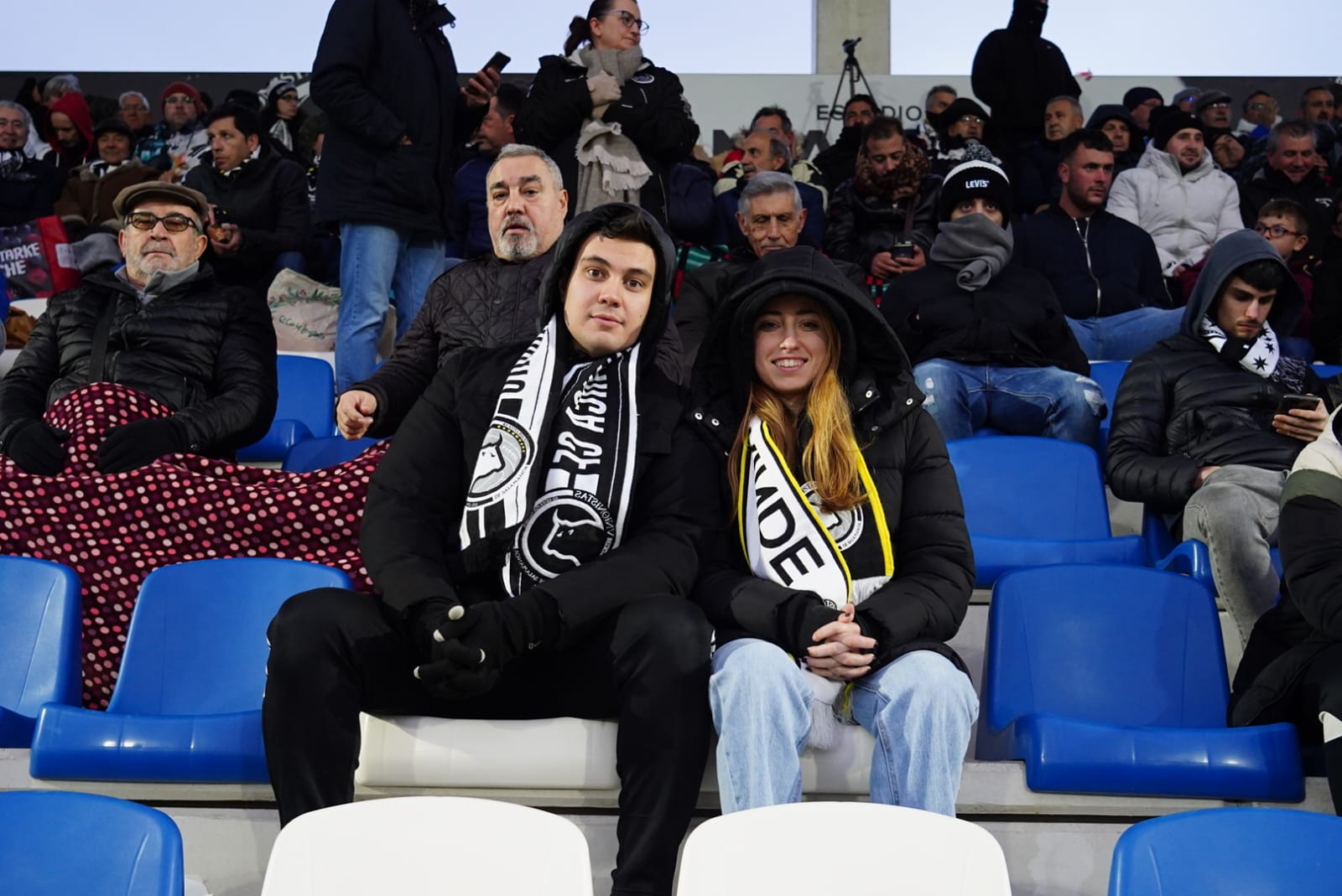 Búscate en la grada del Reina Sofía en el partido contra el Nàstic