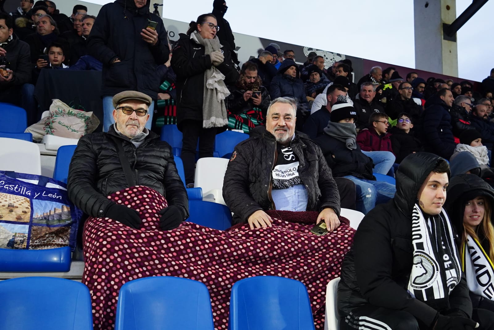 Búscate en la grada del Reina Sofía en el partido contra el Nàstic