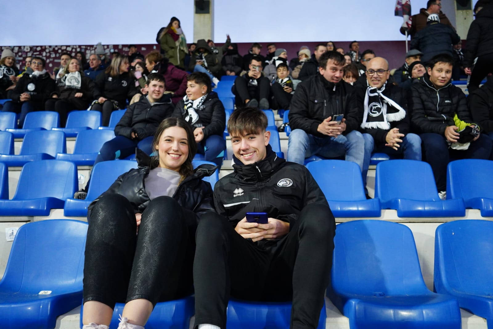 Búscate en la grada del Reina Sofía en el partido contra el Nàstic