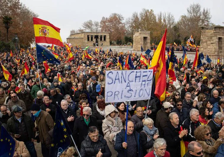 Así fue la tercera protesta del PP contra Sánchez en Madrid