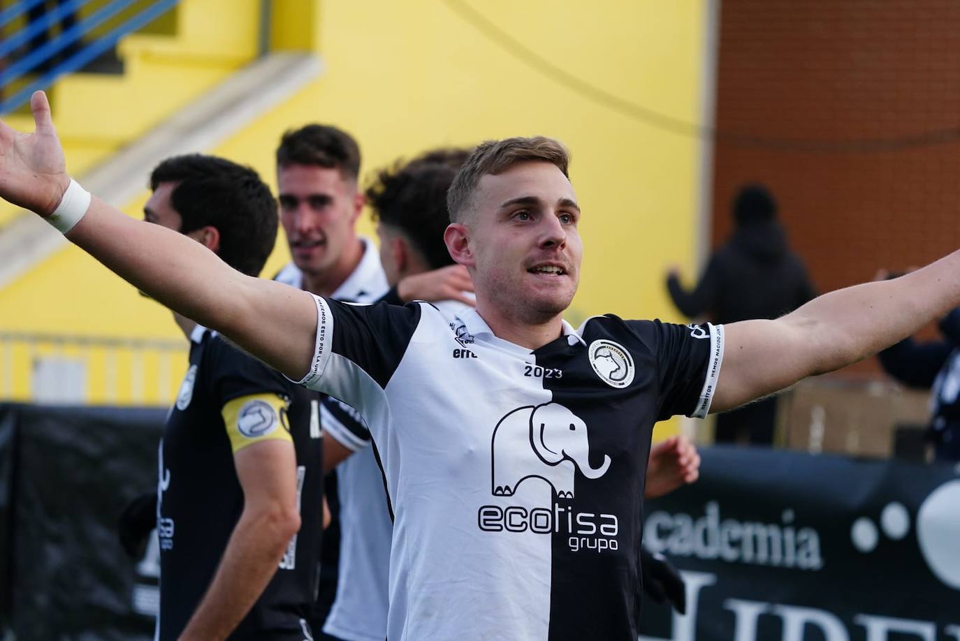 Camus celebra su gol ante el Sporting este miércoles