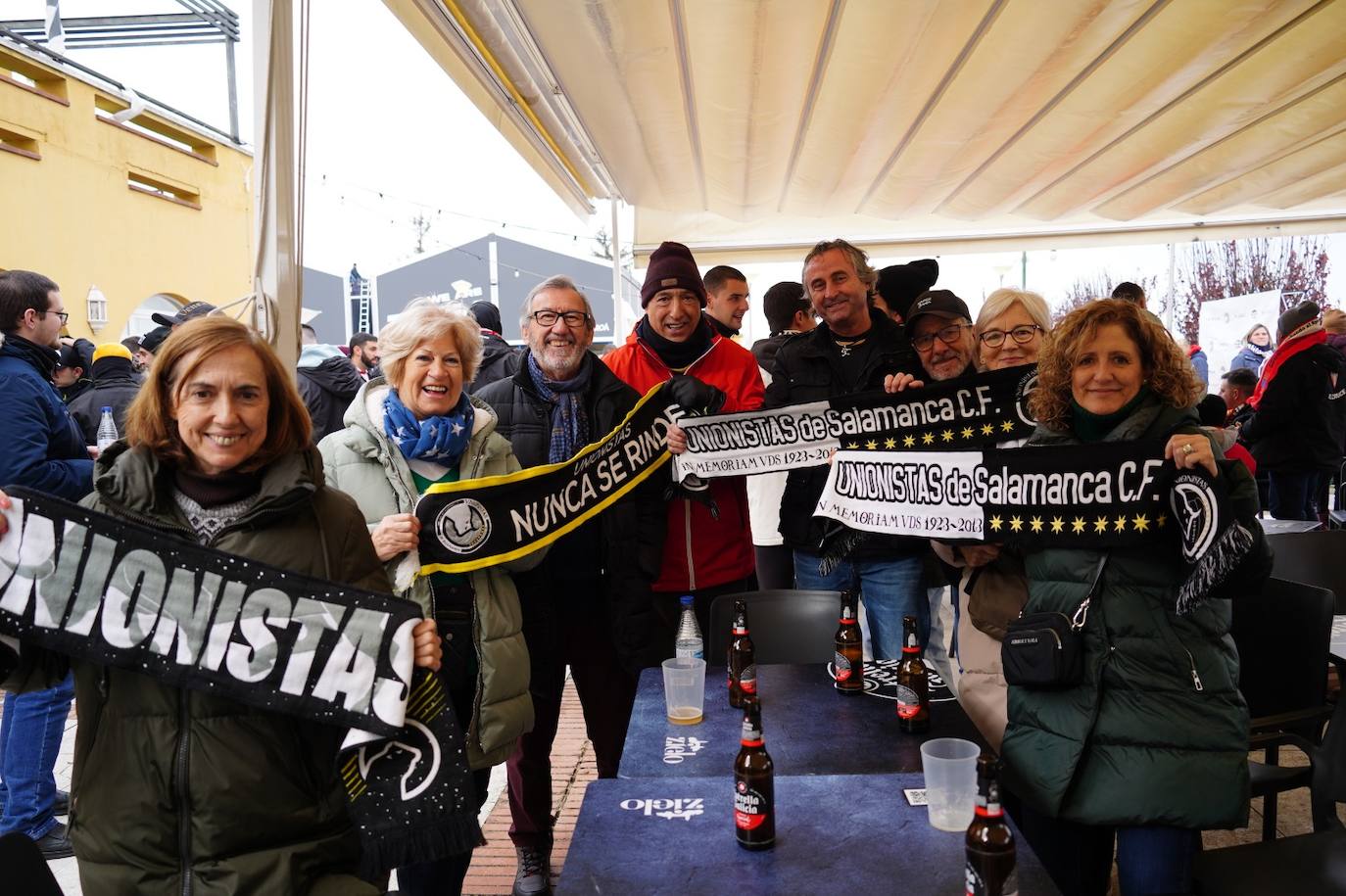 Gran ambiente previo al partido de Copa entre Unionistas y Sporting