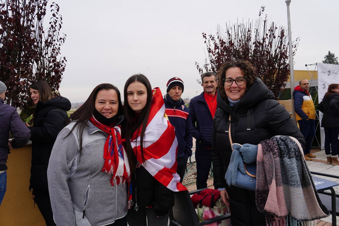 Gran ambiente previo al partido de Copa entre Unionistas y Sporting