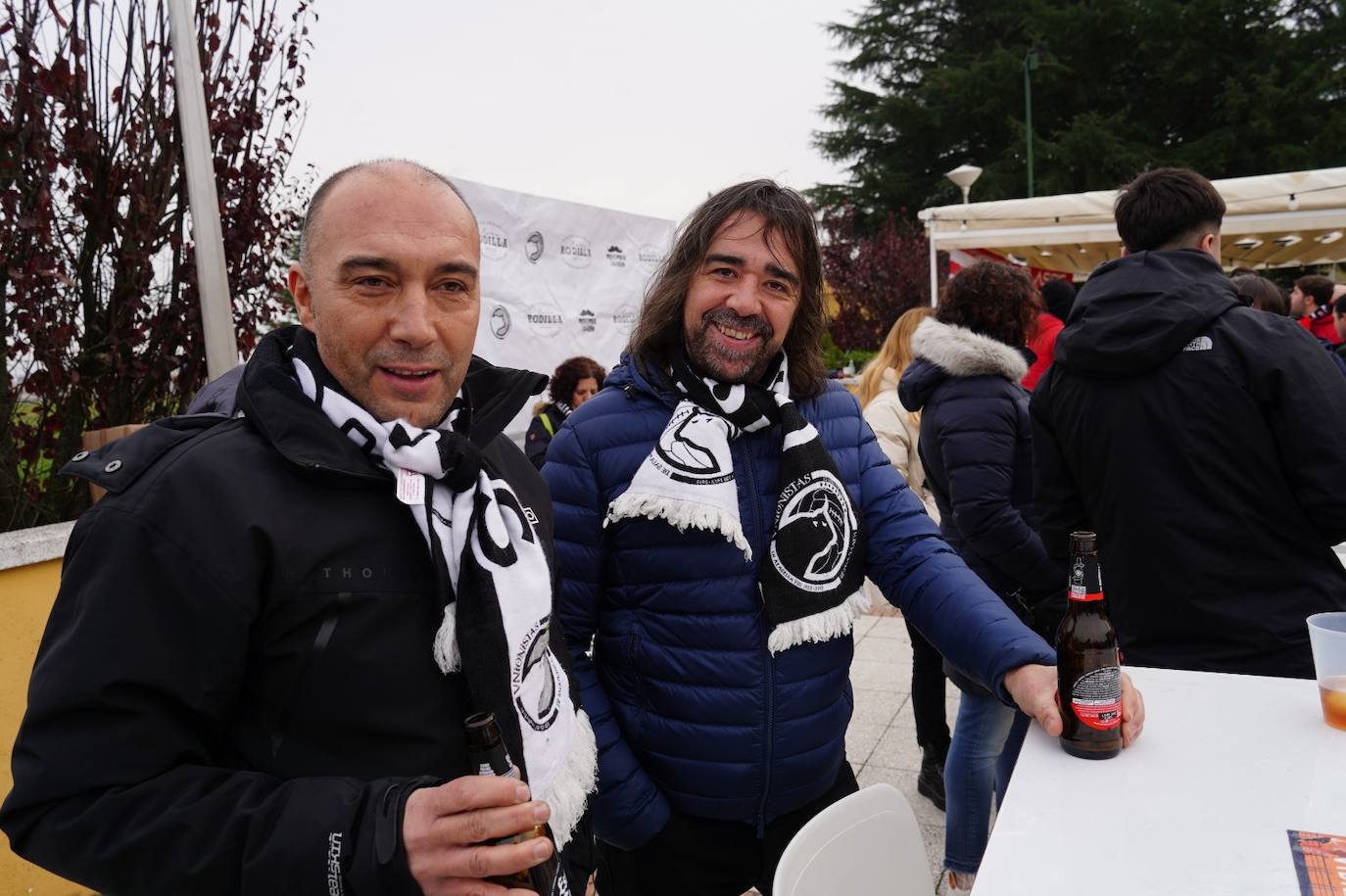 Gran ambiente previo al partido de Copa entre Unionistas y Sporting