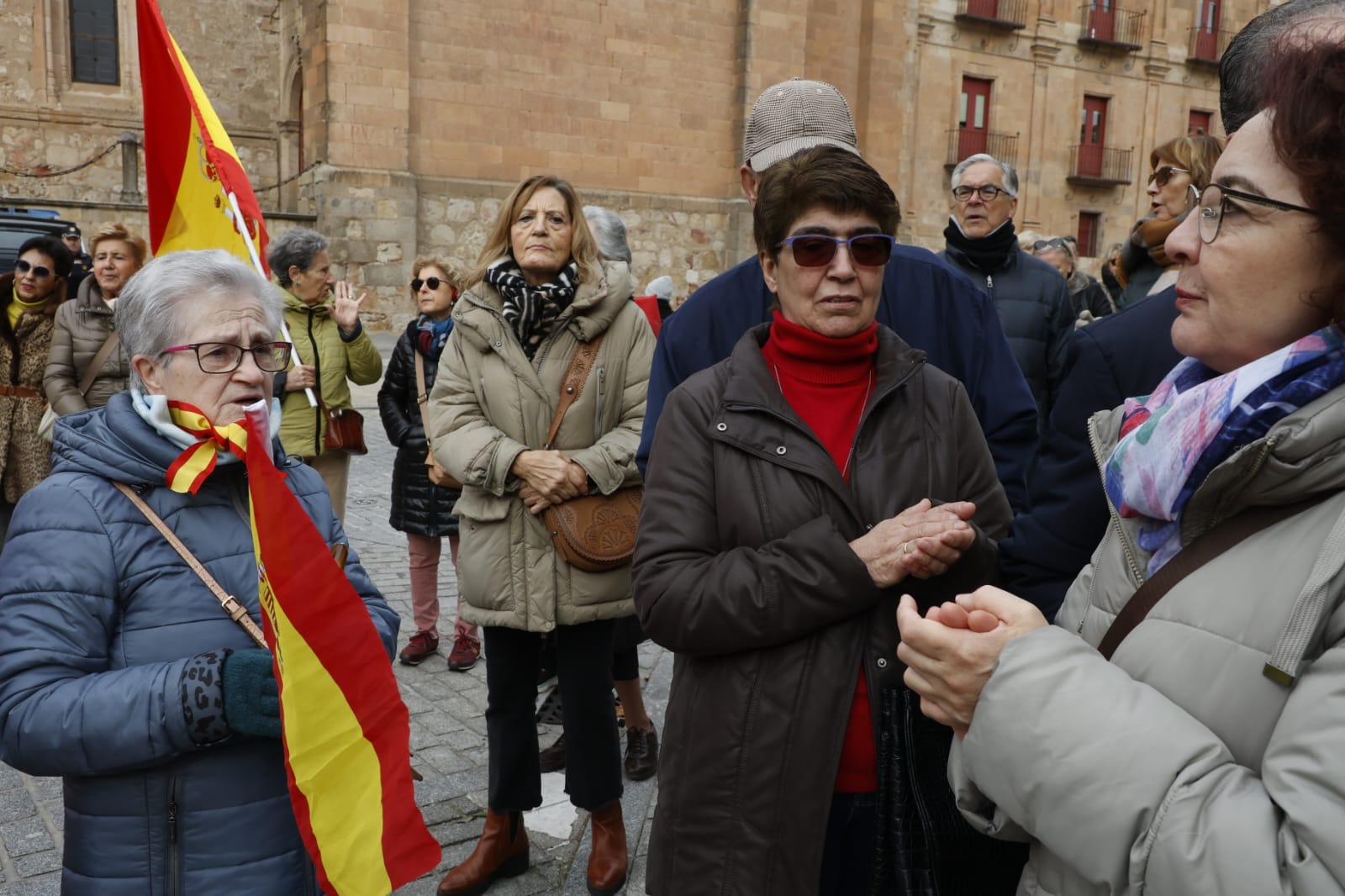 Gritos contra Sánchez en Salamanca el día de la Constitución