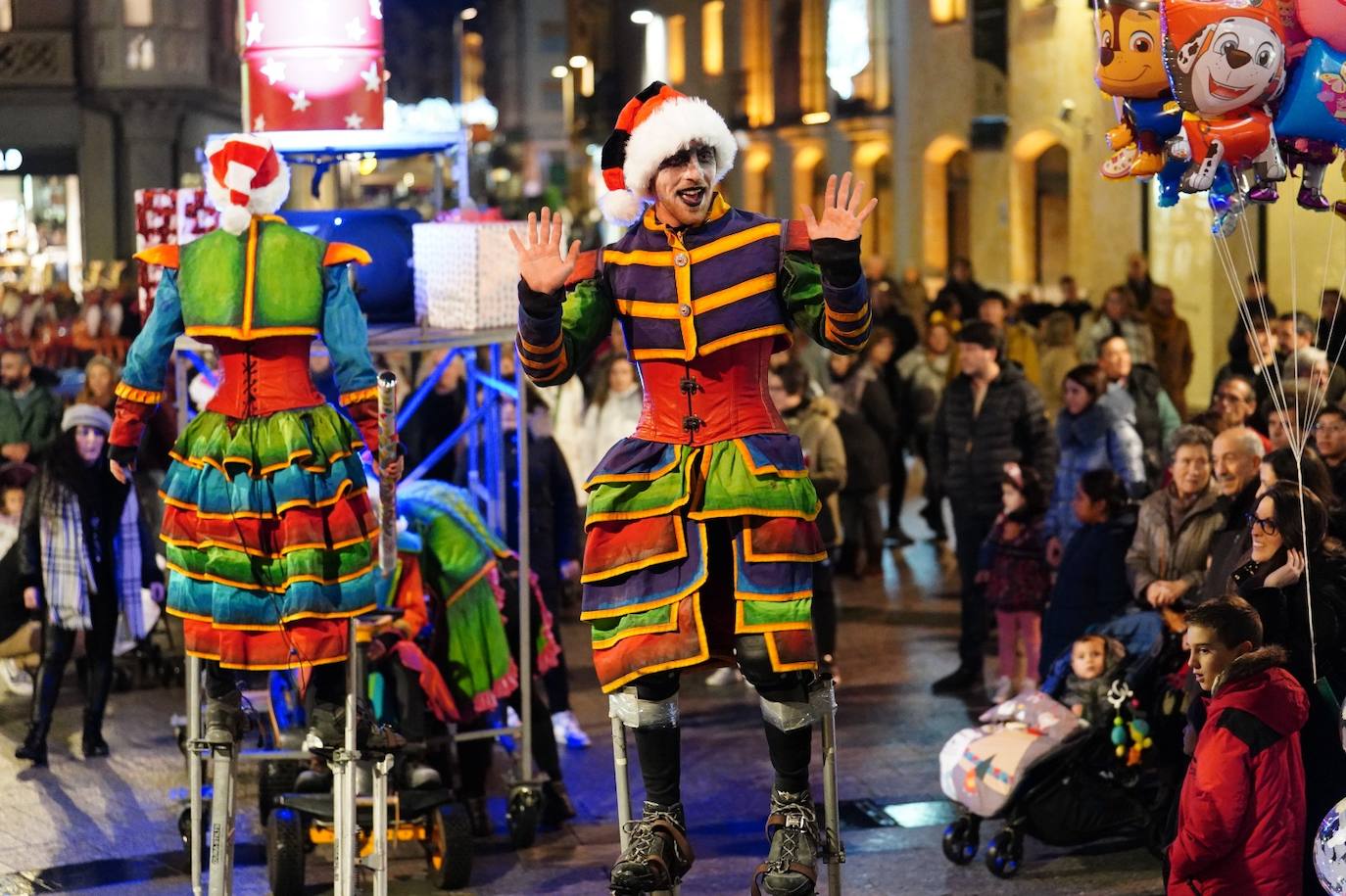 La aparición de los Carteros de Navidad en Salamanca, en imágenes