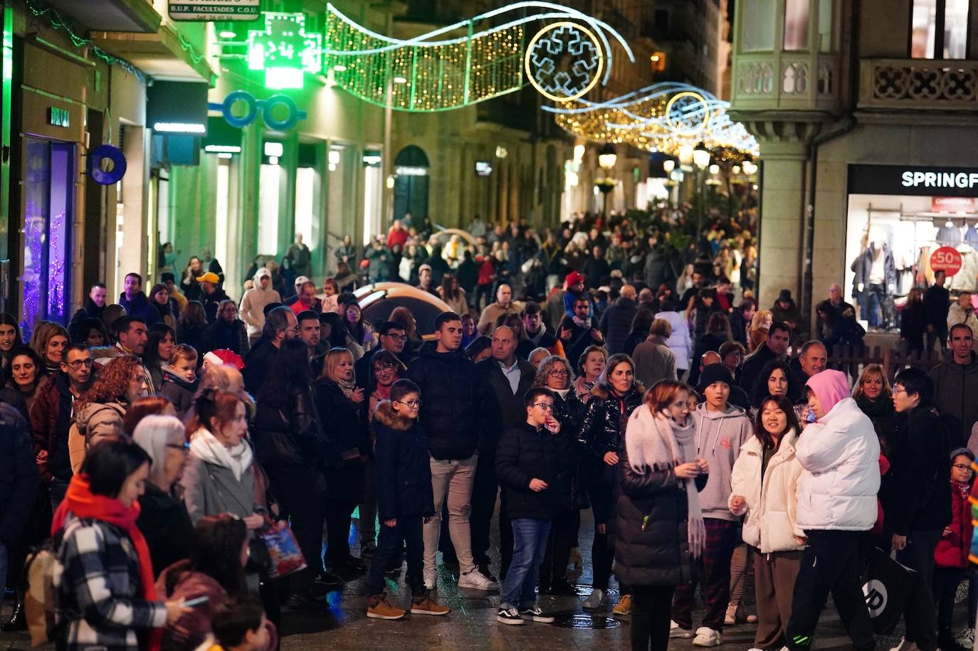 La aparición de los Carteros de Navidad en Salamanca, en imágenes