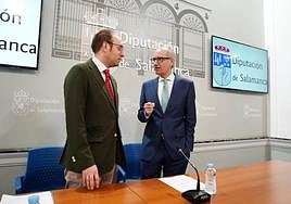 Marcos Iglesias y Javier Iglesias, durante la presentación del Plan de Apoyo Municipal .