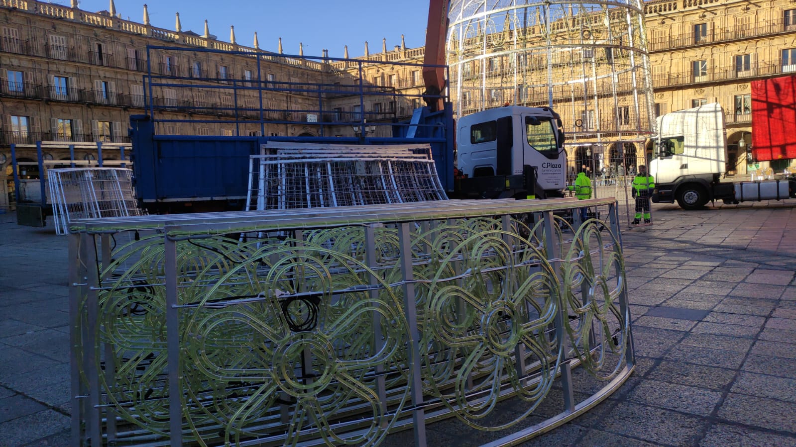 La Plaza Mayor da la bienvenida al Fin de Año Universitario