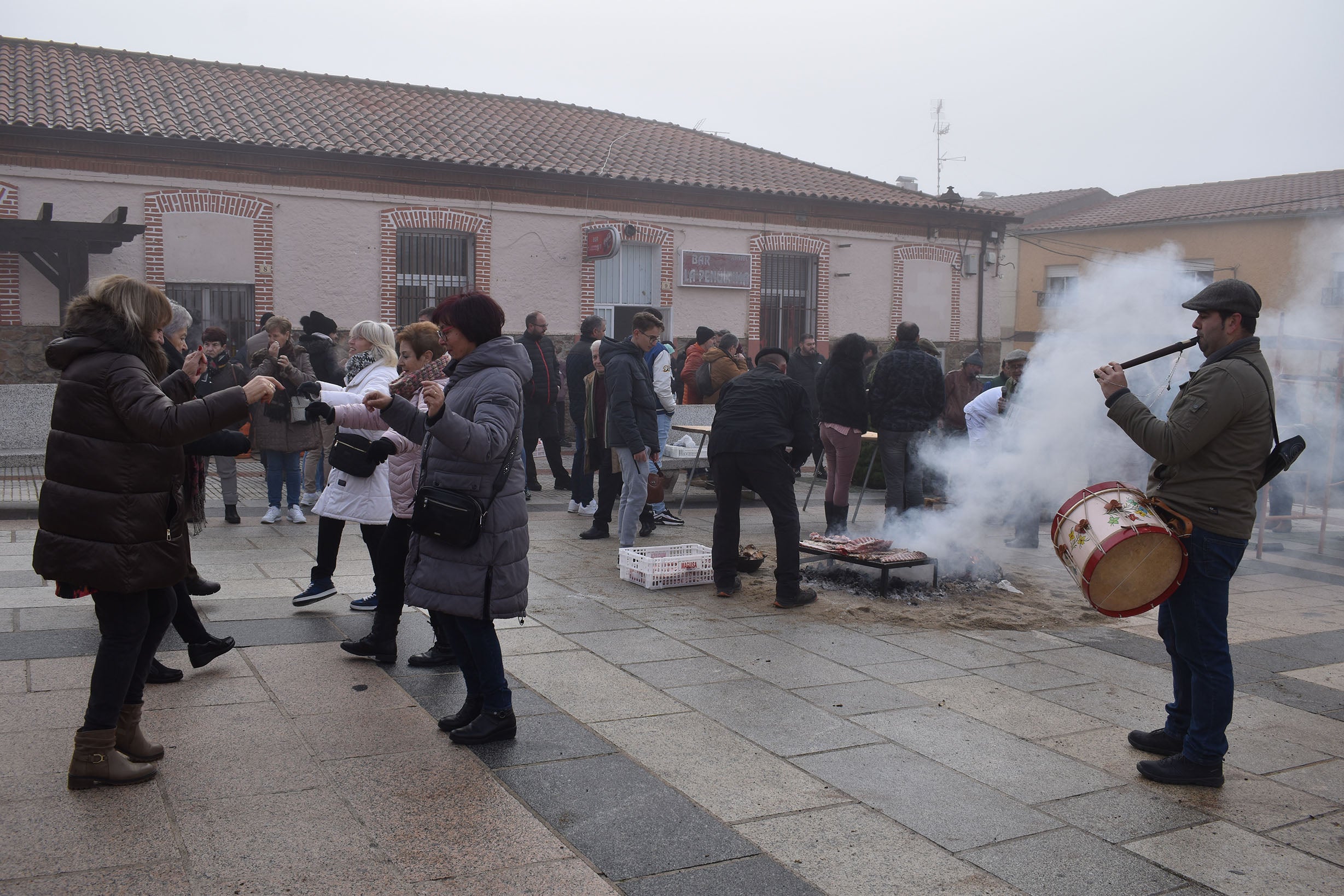 Galinduste celebra la matanza con un invitado muy famoso y más de 400 personas