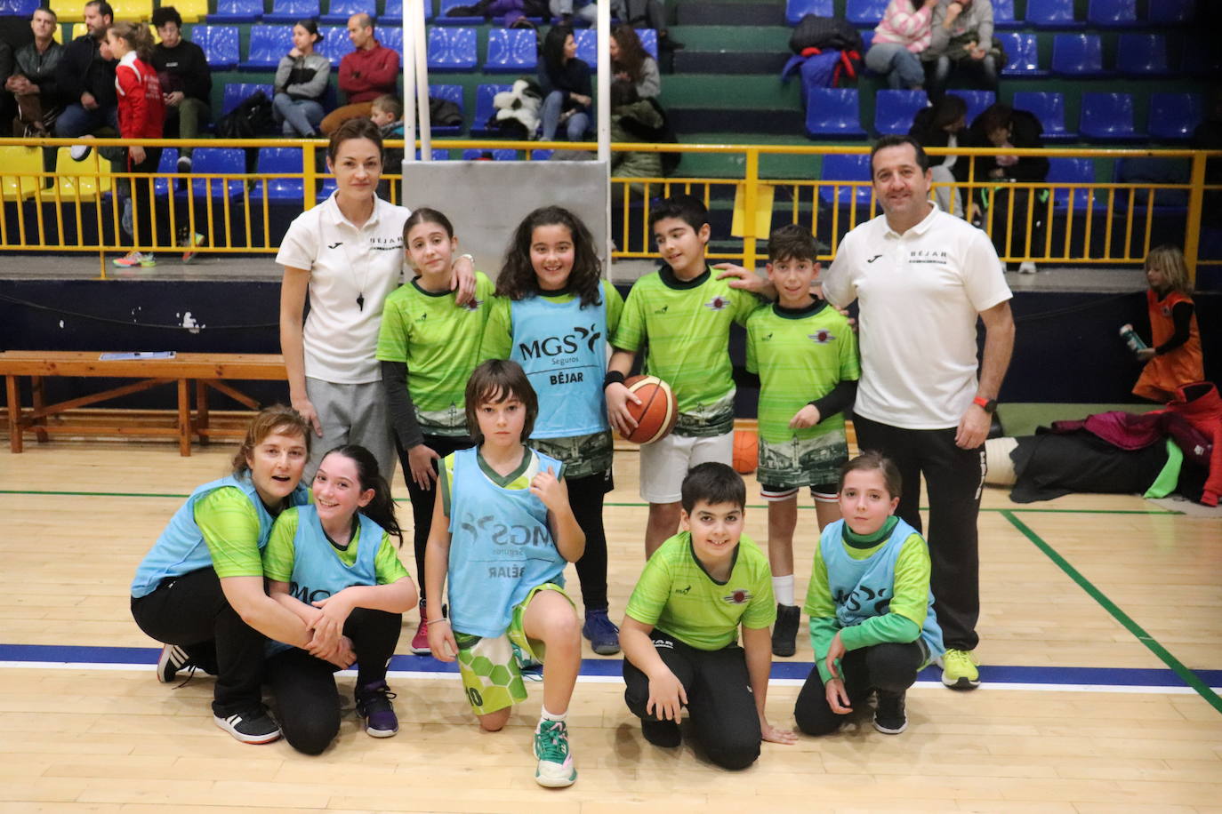 Béjar se vuelca con la gala deportivo-benéfica: 1.500 kilos de alimentos, productos de higiene y limpieza