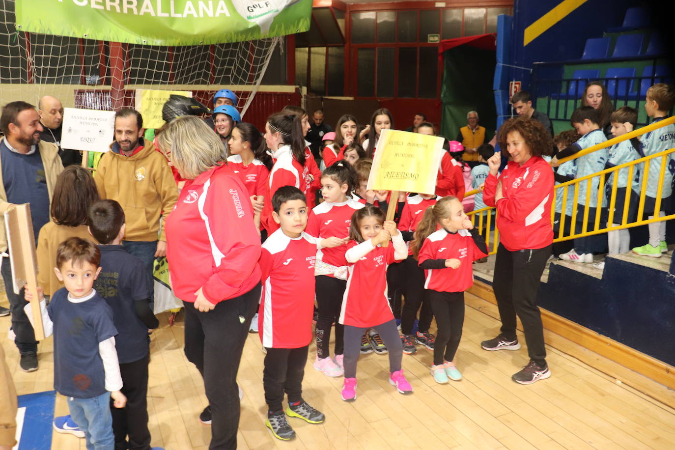 Béjar se vuelca con la gala deportivo-benéfica: 1.500 kilos de alimentos, productos de higiene y limpieza