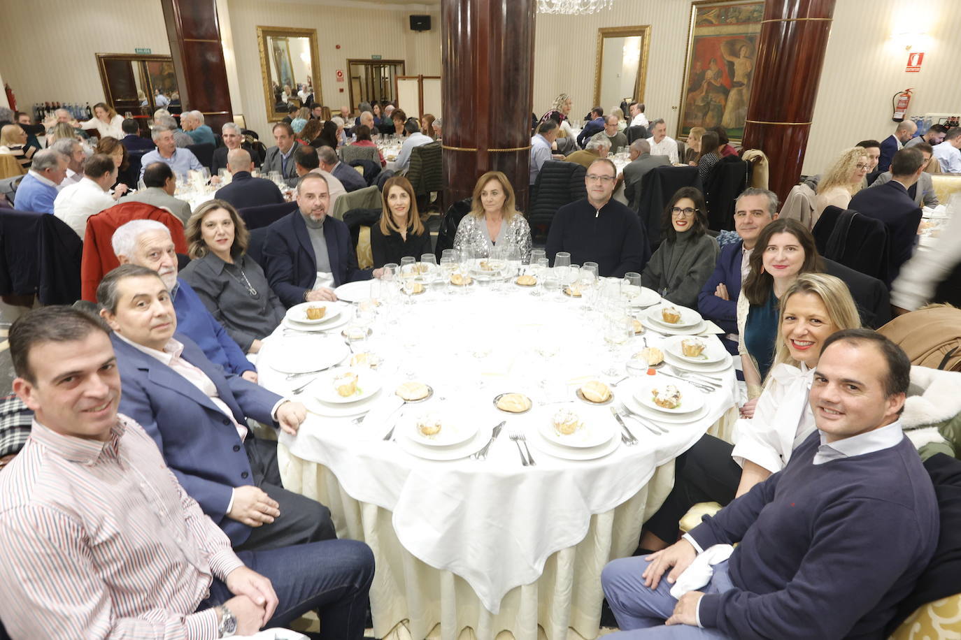 Mañueco promete situarse &quot;al frente de las reivindicaciones de Salamanca&quot;